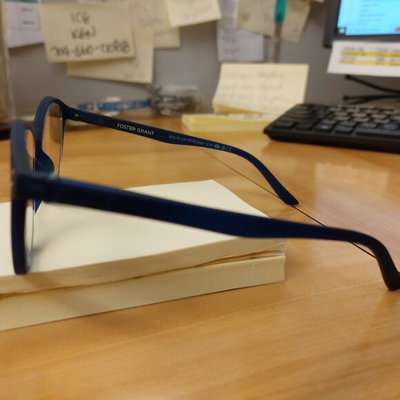 Simple Foster Grant Stylish Readers Reading Glasses NAVY LO1023 Joey 2 Powers - Picture 8 of 13